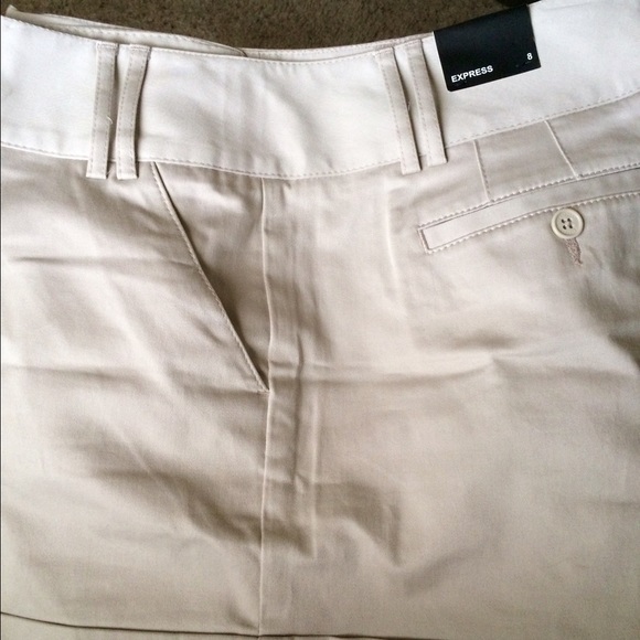 NEW Express short - Picture 3 of 4