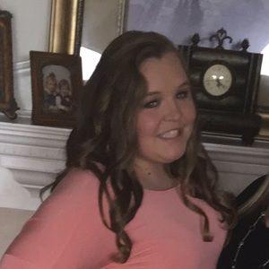 Meet your Posher, Kayla