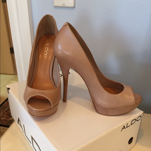 Aldo Romanelli Nude Heels