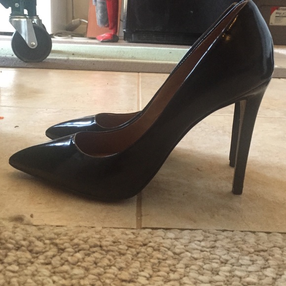 Patent Leather Pointed