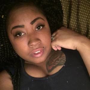 Meet your Posher, Ebony