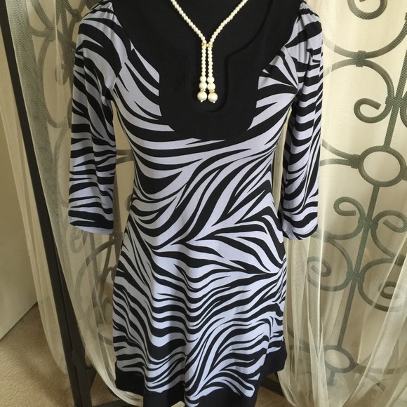 Sexy black and grey midi dress..size medium
