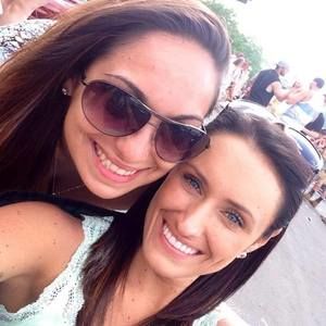 Meet your Posher, Kelli