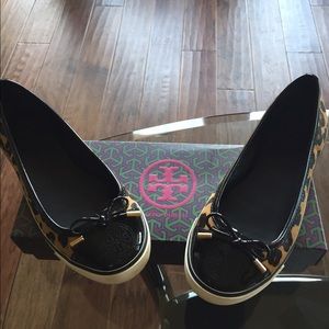 Tory Burch leopard sneaker size 6