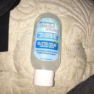 THE EAsIest Way to whiten your teeth!!!