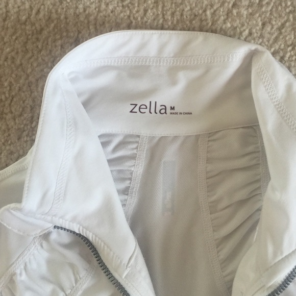 Top - Picture 2 of 3