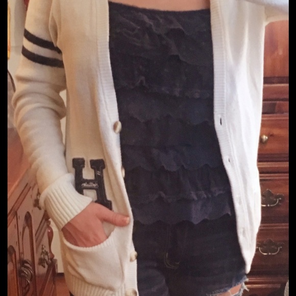 Hollister layered tank top, adjustable straps - Picture 4 of 4
