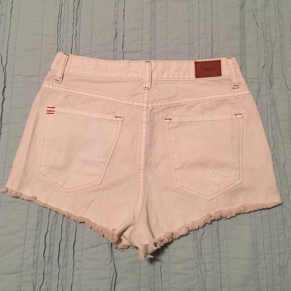 Urban Outfitters high rise short- Size 27 - Picture 2 of 3