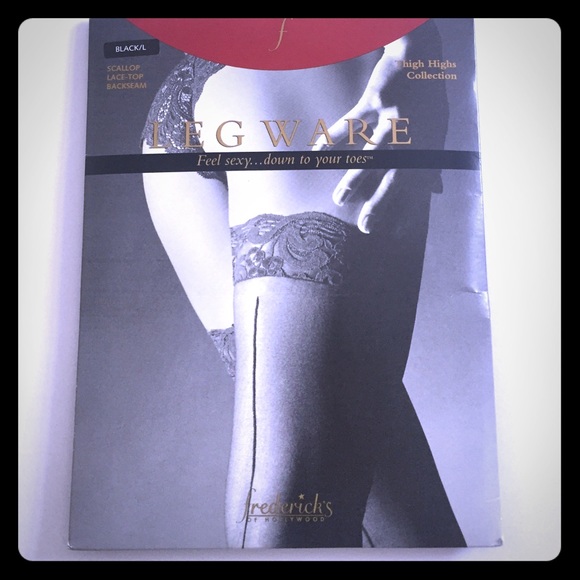 💋NWT FOH Thigh High Scallop Top Stocking👠❤️