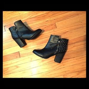 Forever 21 studded black zipper ankle booties! 🎀