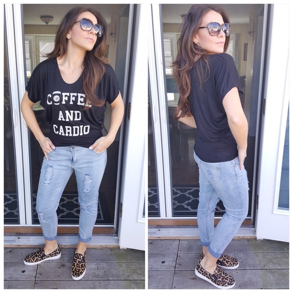 ❌CLEARANCE❌Coffee & Cardio graphic tee - Picture 2 of 4