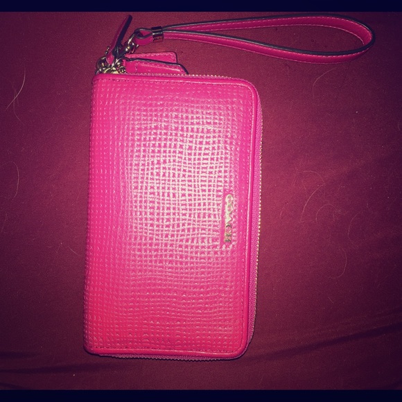 Brand new with tag Coach double zip wallet - Picture 1 of 4