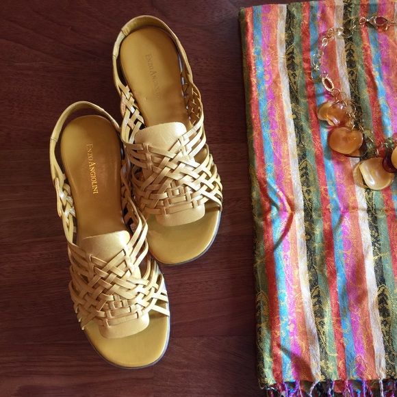 Enzo Angiolini leather sandals