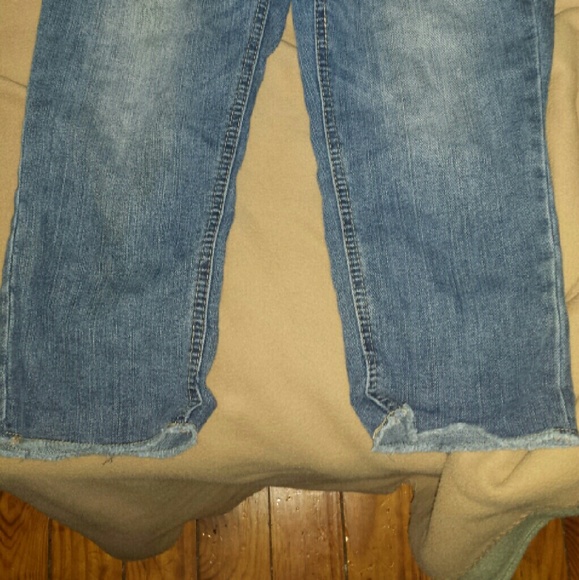 Capris - Picture 2 of 4