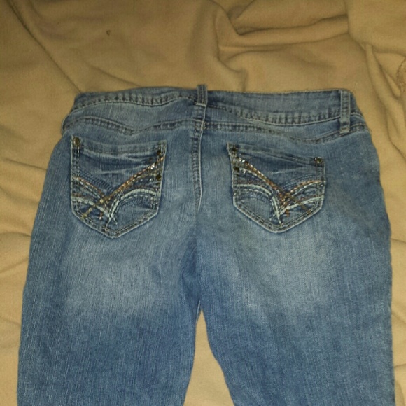 Capris - Picture 3 of 4