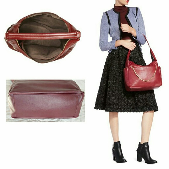 JustFab Shoulder Bag with Chain in Bordeaux - Picture 3 of 3