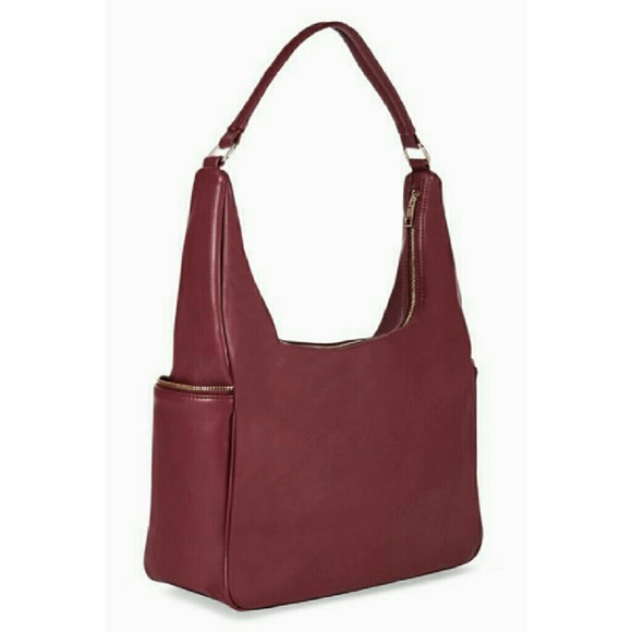 58 off JustFab Handbags 👜 JustFab Token shoulder bag in wine