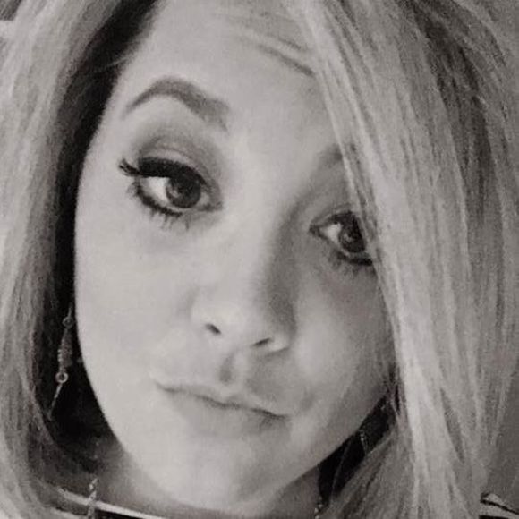 Meet your Posher, Cheri