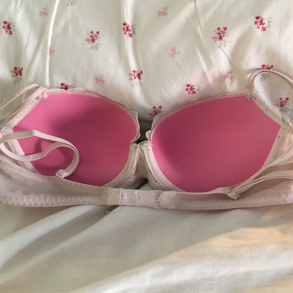 Light pink lace bra - Picture 3 of 3