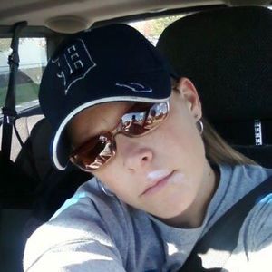 Meet your Posher, Delta