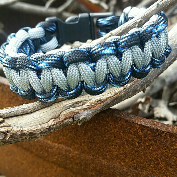 Cobra weave Paracord Bracelet - Picture 1 of 1