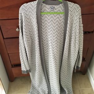 Aerie grey and white chevron longgggg cardigan