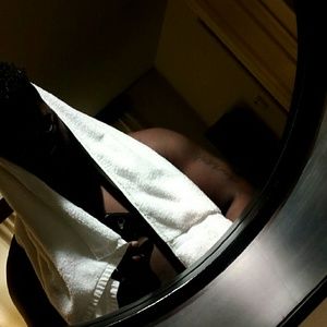 Meet your Posher, Elliott