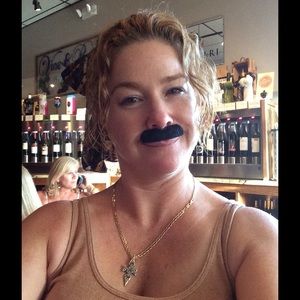 Meet your Posher, Shana