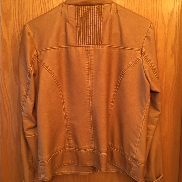 Caramel colored jacket - Picture 2 of 4