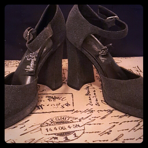 Charcoal chunky heels