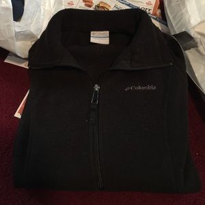 Black Columbia zip up