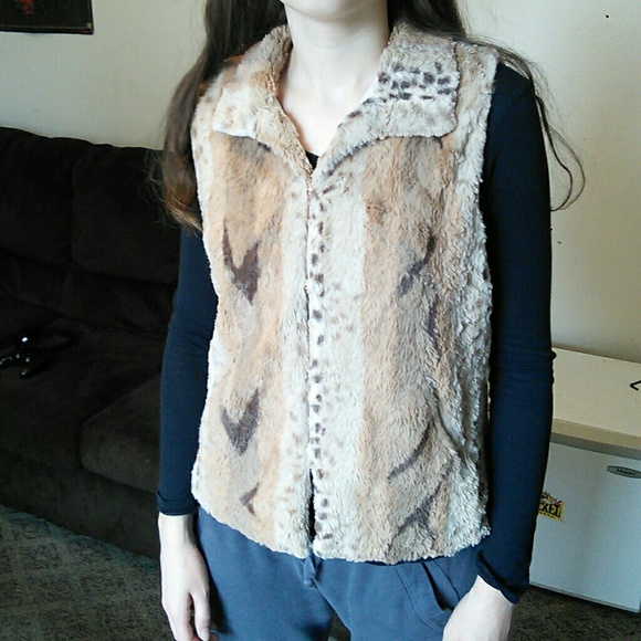 Faux fur soft vest