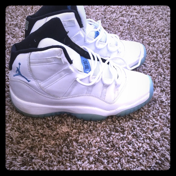 Jordan Retro 11's