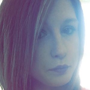 Meet your Posher, Caitlin