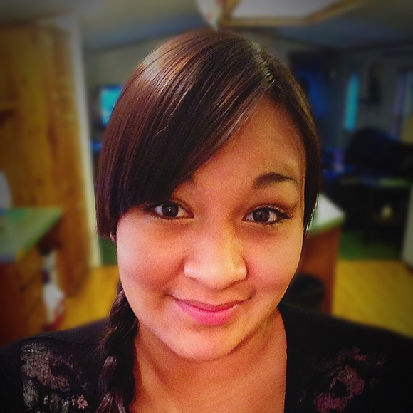 Meet your Posher, Jolee - Picture 1 of 1