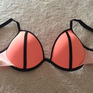 Brand new peach pink/light pink vs top