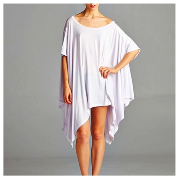 Boutique Tops - 🆕 Ivory Assymeyrical Top