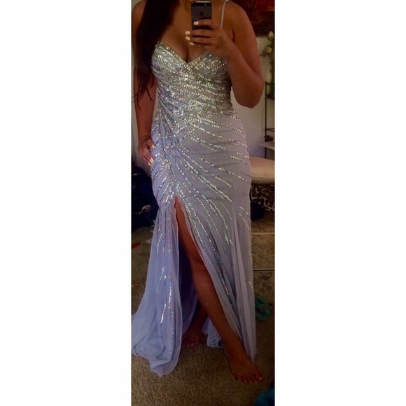 💙 PROM DRESS 💙 - Picture 2 of 2