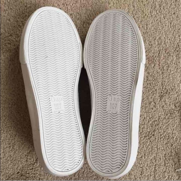 ❗️SOLD❗️💃🏽Gap women Leather Shoes - Picture 2 of 3