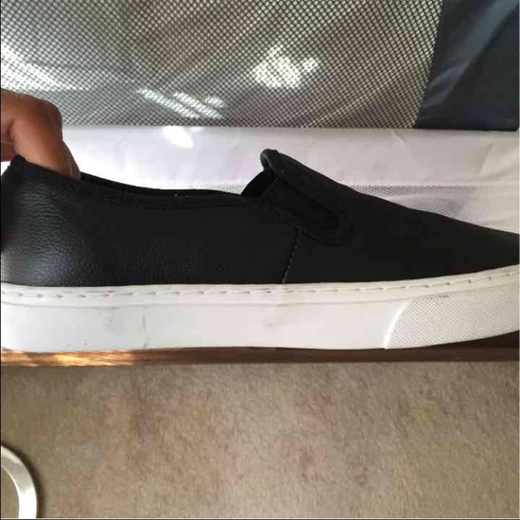 ❗️SOLD❗️💃🏽Gap women Leather Shoes - Picture 3 of 3