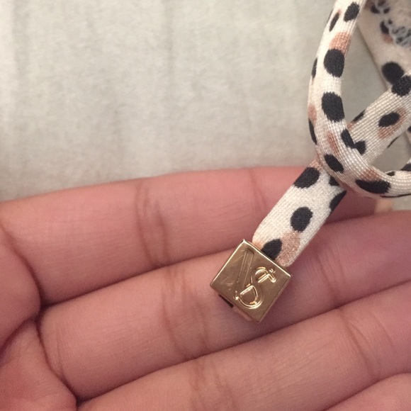 Victoria's Secret leopard bikini bottom - Picture 2 of 4