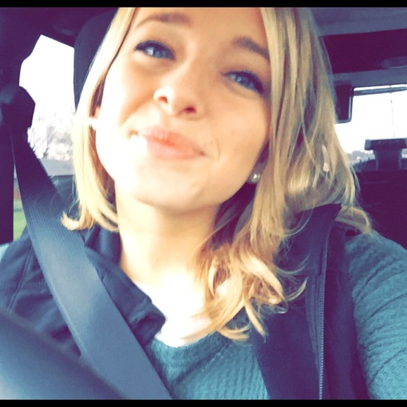 Meet your Posher, Meg - Picture 1 of 1