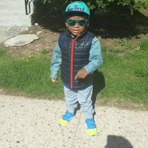 Meet your Posher, Niki