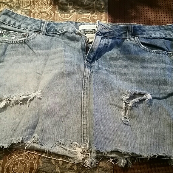 Aeropostale ripped mini