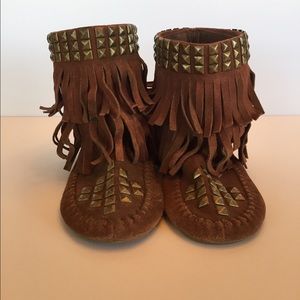 Leather bohemian fringe boots