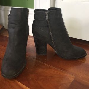 Black heeled booties
