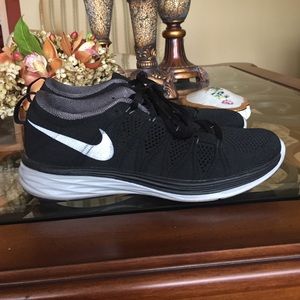 Nike Flyknit Lunar 2