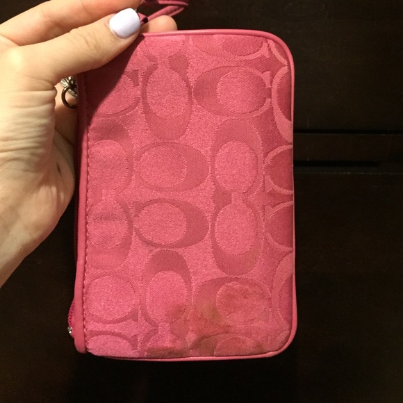 Coach wristlet - Picture 2 of 3