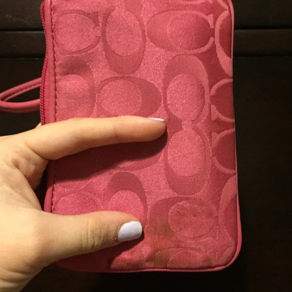 Coach wristlet - Picture 3 of 3