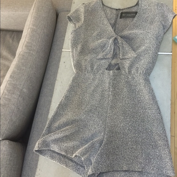 Reformation Grey Romper - Picture 3 of 4